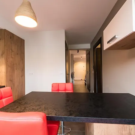 La Cle Des Champs Apartment *